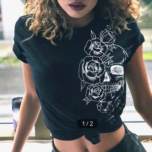 Saskull Skull & Flower T-Shirt